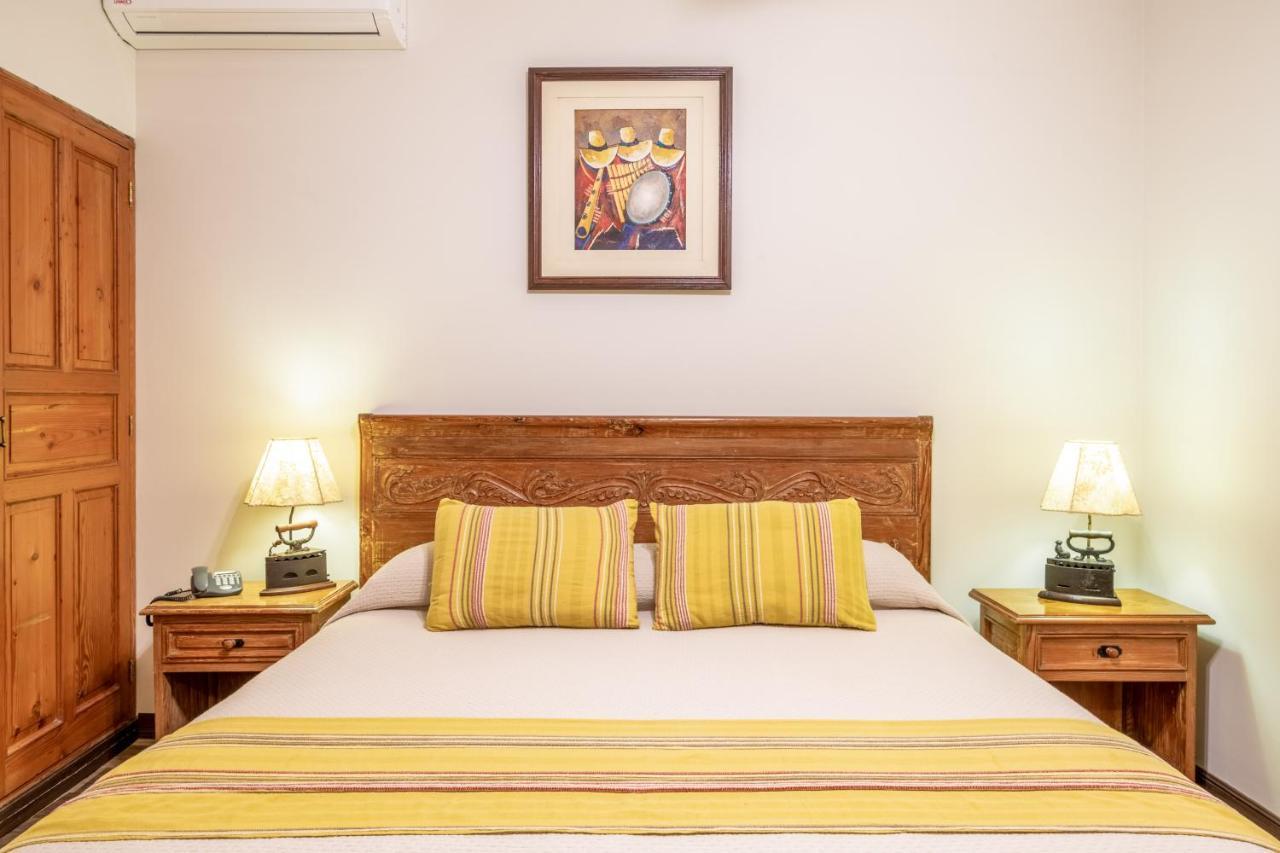 Hotel Antigua Miraflores Лима Екстериор снимка