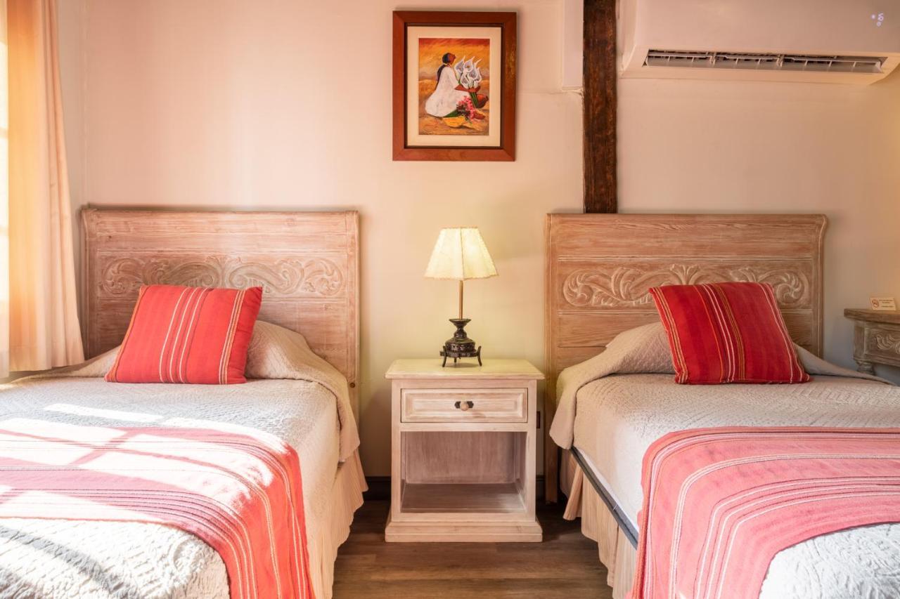 Hotel Antigua Miraflores Лима Екстериор снимка